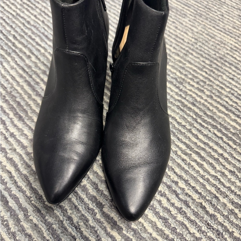 Clark Black Ankle Boots size 7 worn less then 5 times .